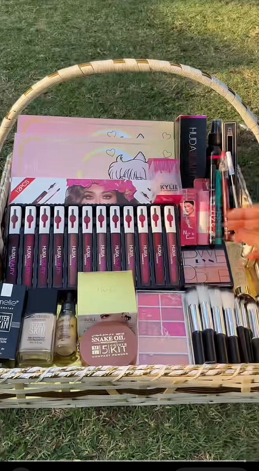 Makeup Deal in 2000 Only